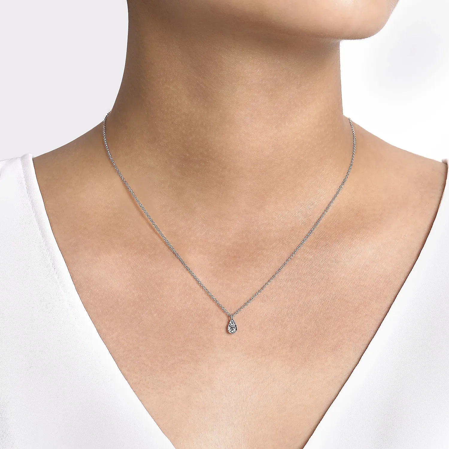 14K White Gold Diamond Teardrop Pendant Necklace