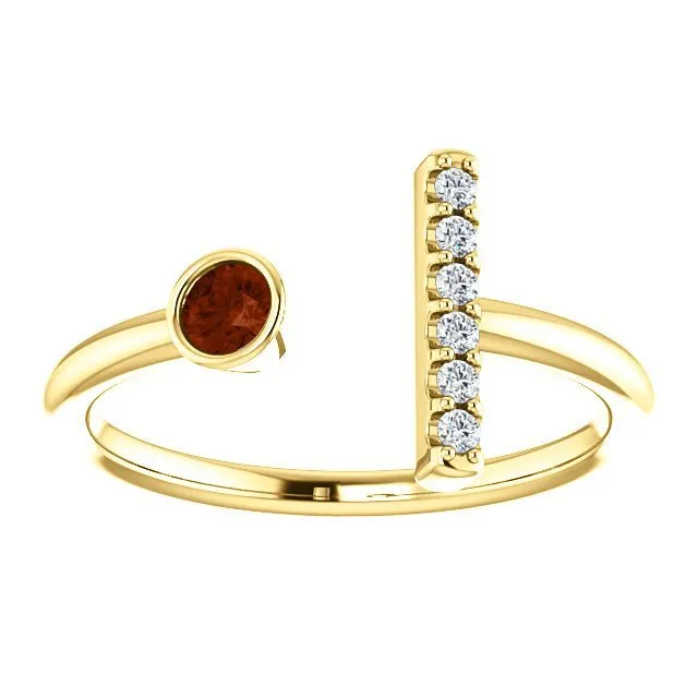 14KT GOLD 0.14 CT GARNET & .05 CTW DIAMOND BAR RING