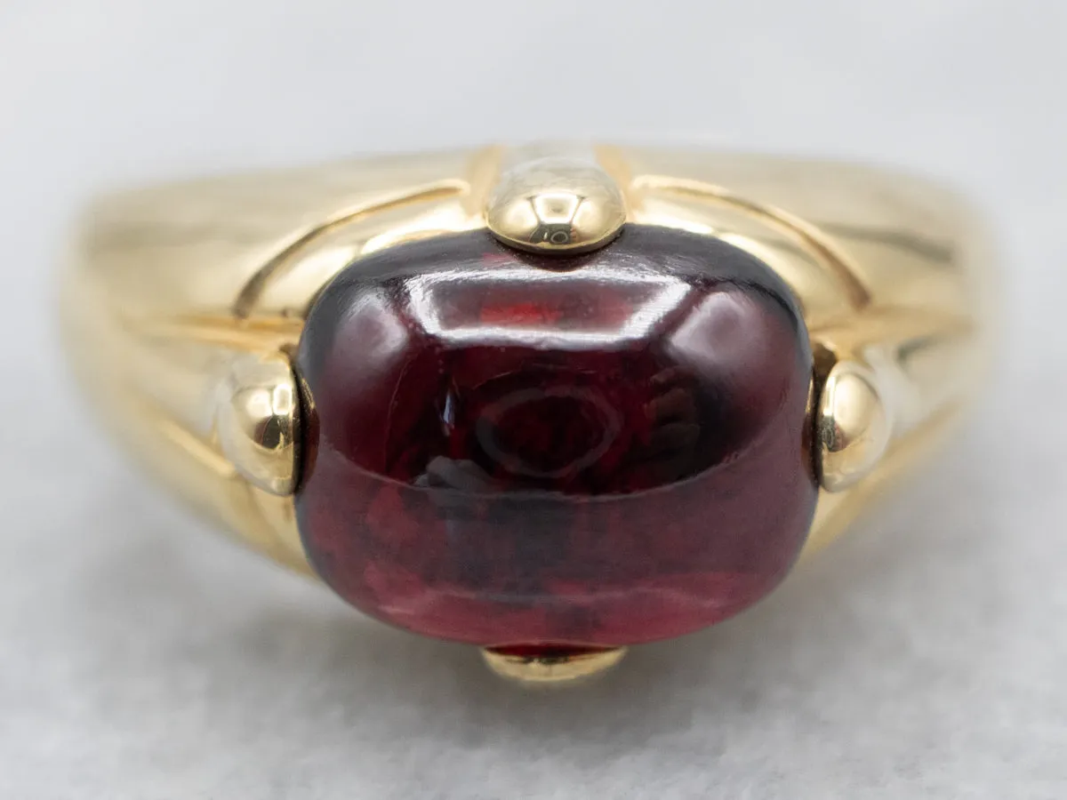 18K Yellow Gold Vintage Garnet Cabochon Solitaire Ring