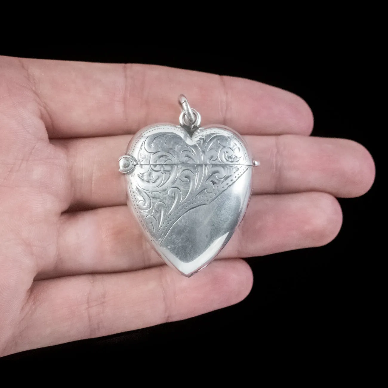 Antique Edwardian Silver Heart Vesta Case Pendant Dated 1908