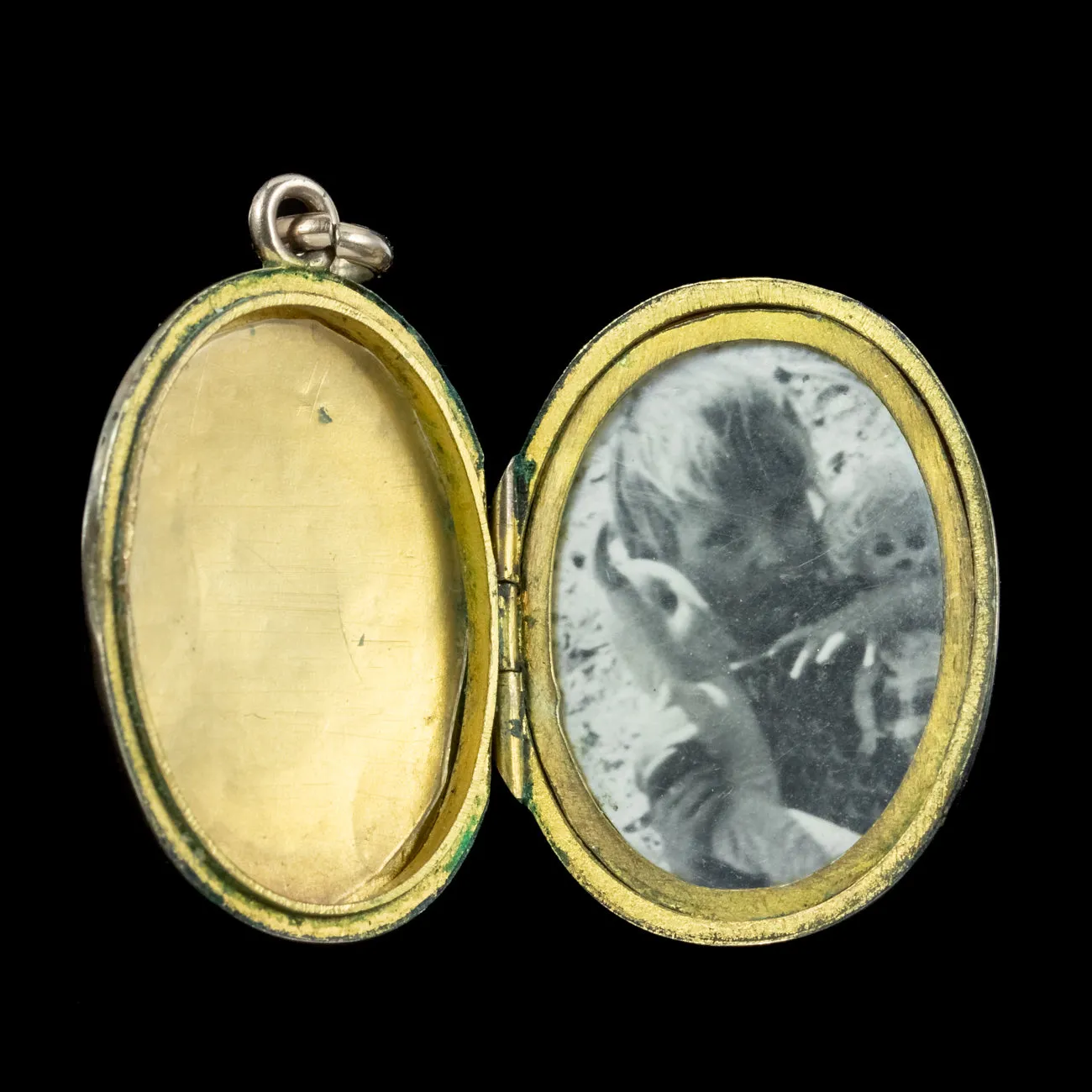 Antique Victorian Forget Me Not Locket 9ct Gold Back And Front