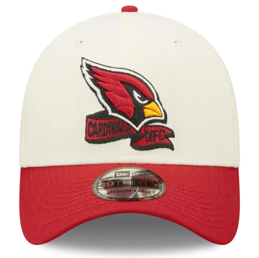 Arizona Cardinals New Era 39THIRTY 2022 Sideline Cream/Red Two Tone Flex Hat