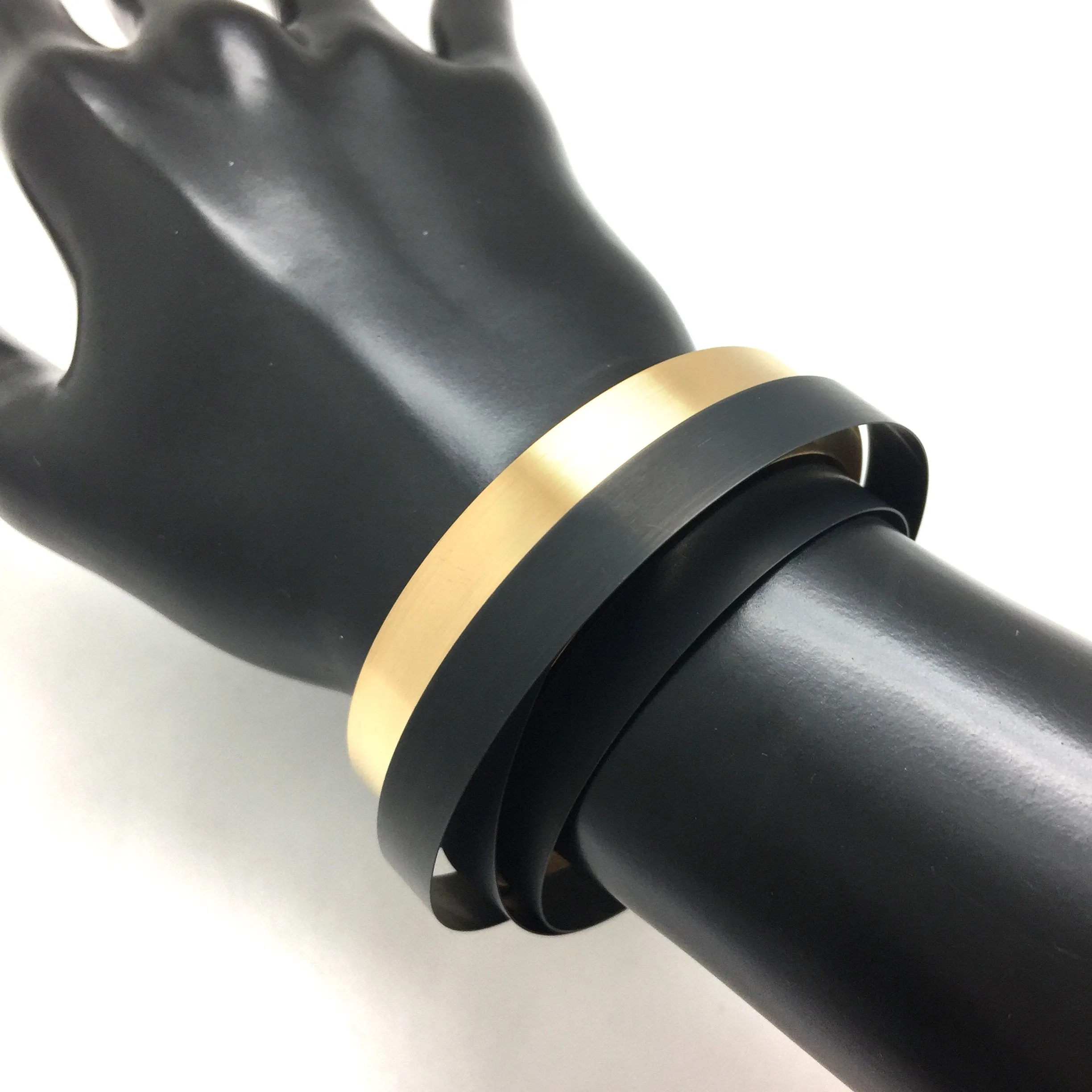 Coil Bracelet - Oxi/Gold