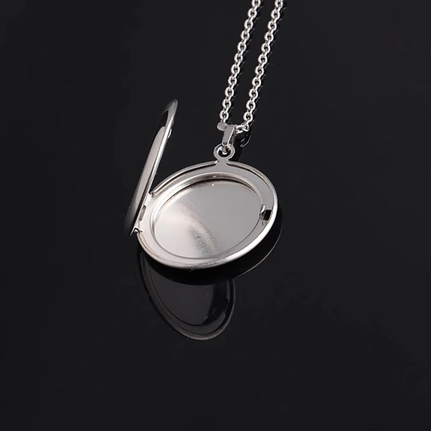 Embossed Oval Photo Locket Necklace With Engraving Platinum Plated