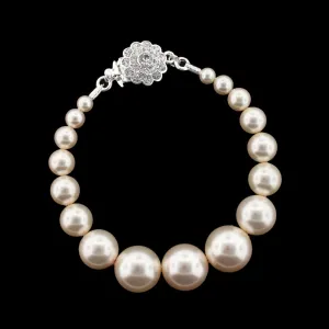 Graduated Pearl Bracelet