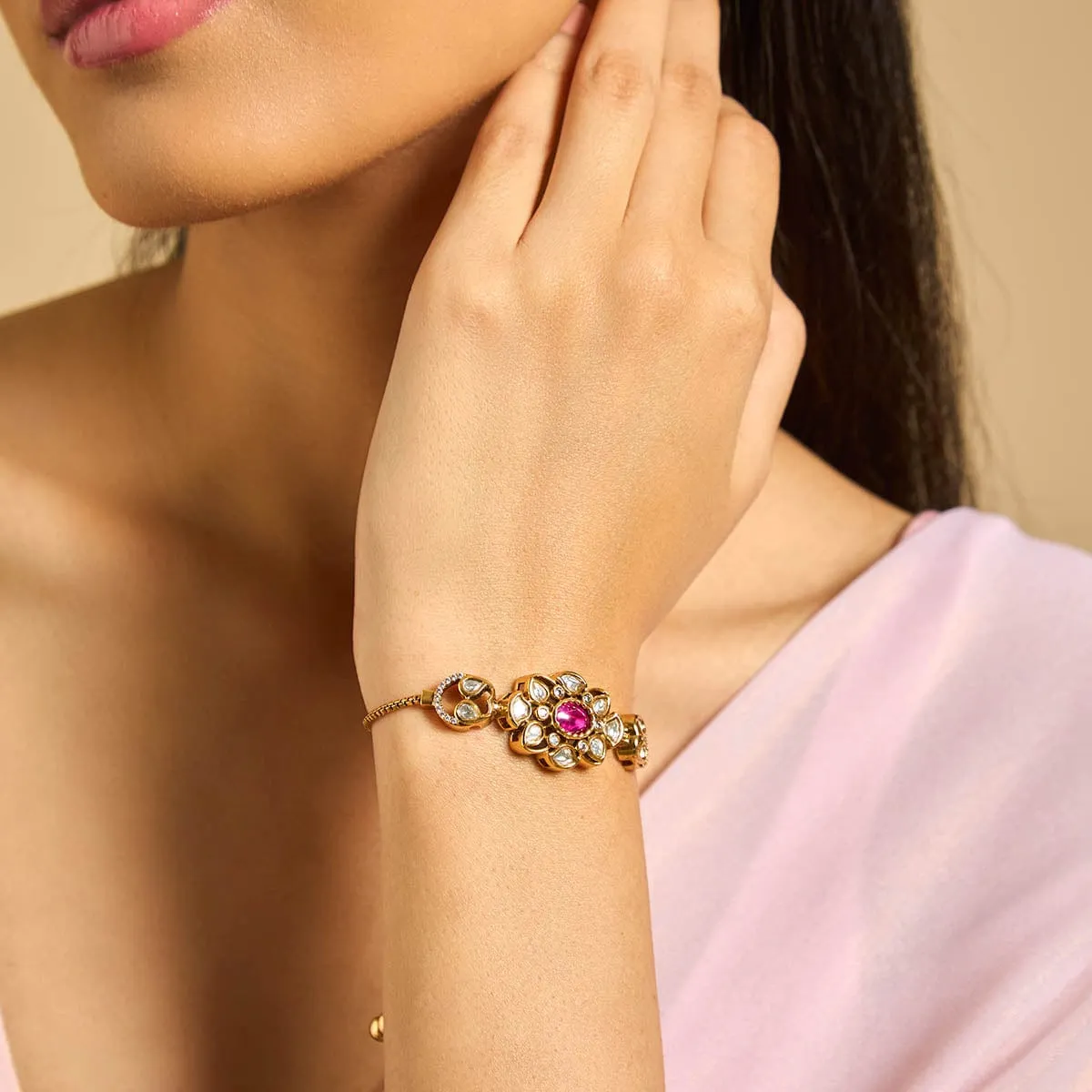 Kundan Bracelet 142445