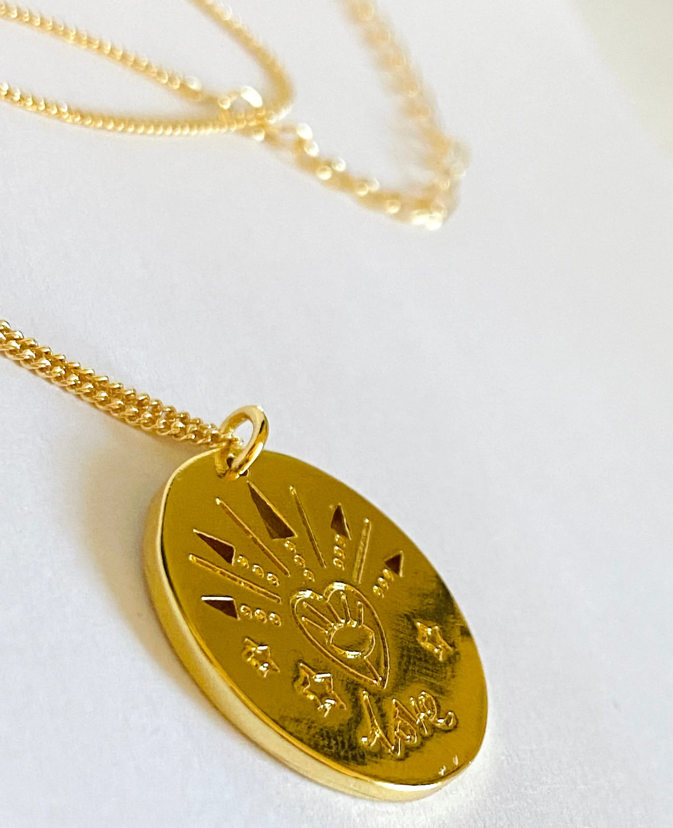 Love Necklace, Arrow medallion, Gift, Gold Filled Travelers Medallion