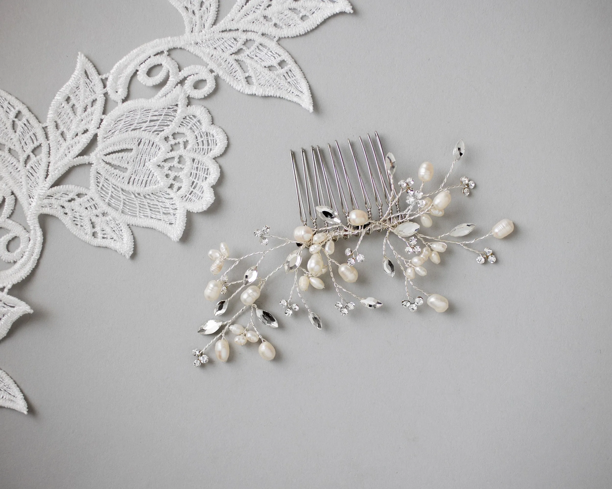 Pearl Bridal Hair Comb in Silver