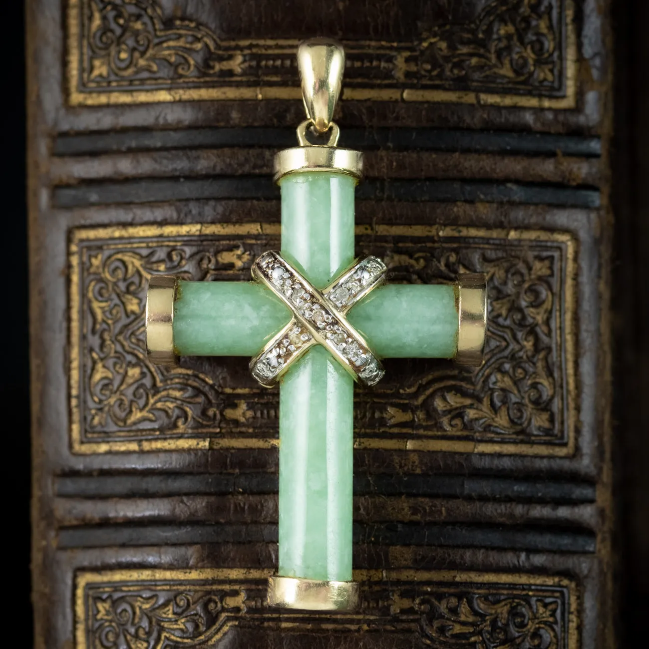 Vintage Jade Diamond Cross Pendant 9ct Gold